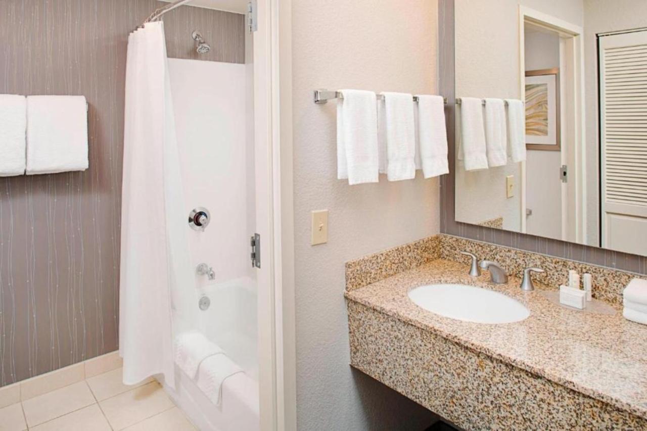 Courtyard By Marriott Tucson Williams Centre Hotell Eksteriør bilde